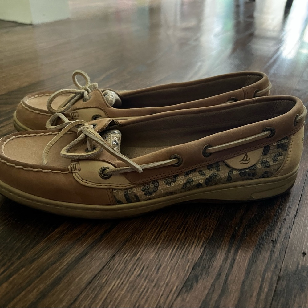 Leopard sequin Sperry boat shoes!